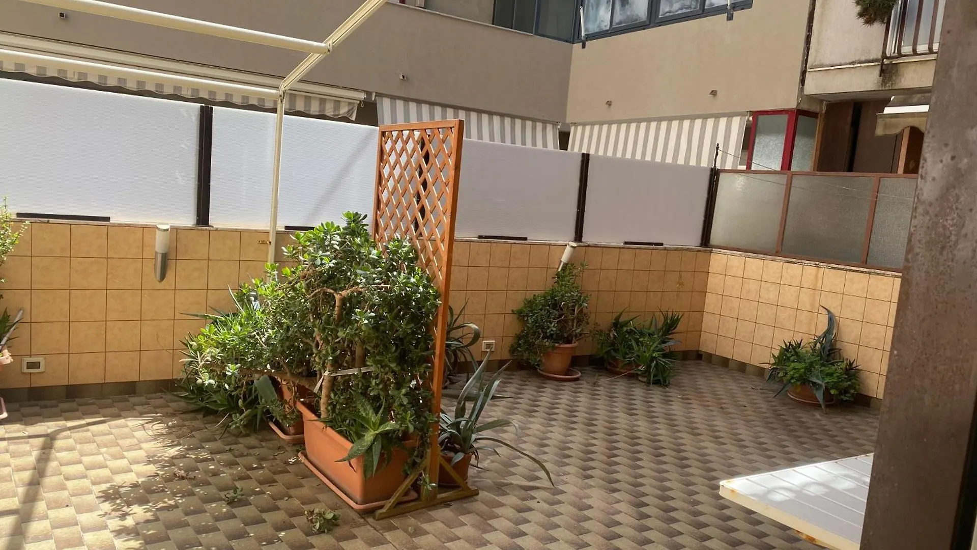 La Terrazza Bivano Fronte Mare 马斯卡利
